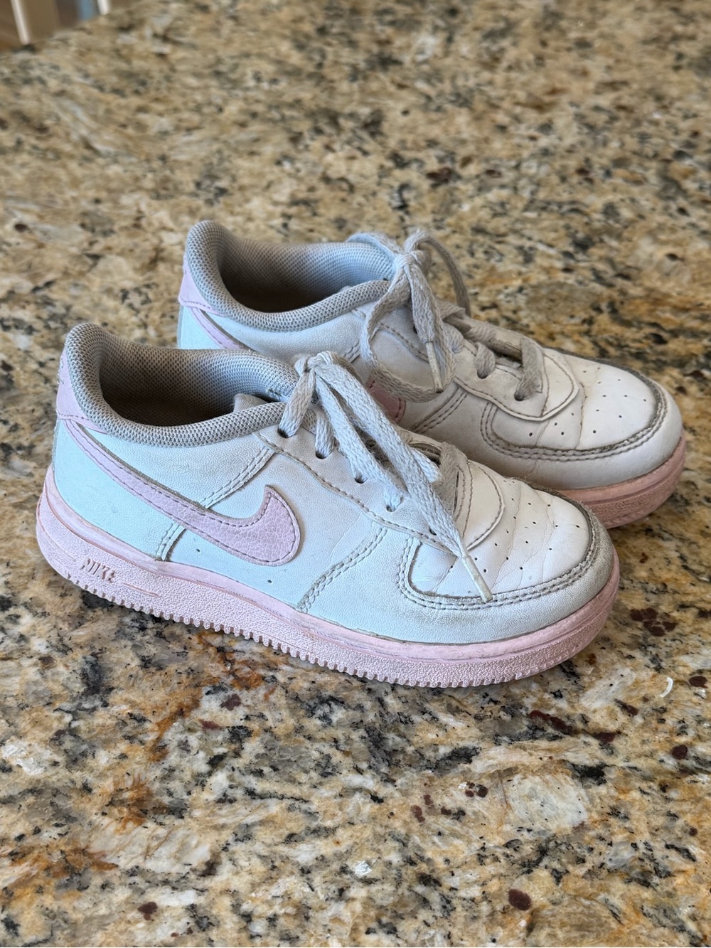 Nike Kids White and Light Pink Low-Top Sneakers